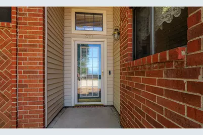 2702 Stratford Court, Euless, TX 76039 - Photo 2