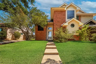 2702 Stratford Court, Euless, TX 76039 - Photo 1