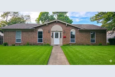 1509 Travis Street, Garland, TX 75042 - Photo 2