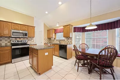 2710 Cheverny Drive, McKinney, TX 75070 - Photo 10