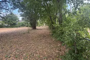 314 Arthur St, McGregor, TX 76657 - Photo 36