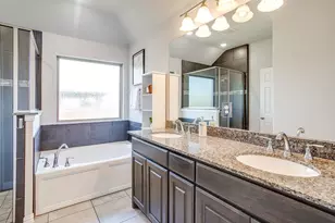 421 Escondido St, Weatherford, TX 76087 - Photo 12