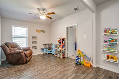 421 Escondido Street, Weatherford, TX 76087 - Photo 30