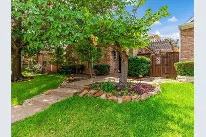 8129 Springmoss Drive, Plano, TX 75025 - Photo 4