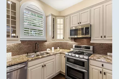 8129 Springmoss Drive, Plano, TX 75025 - Photo 16