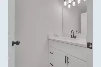 8316 Autumncrest Court, Dallas, TX 75249 - Photo 18