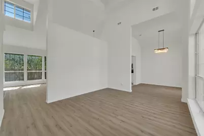8316 Autumncrest Court, Dallas, TX 75249 - Photo 8