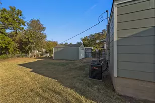 4212 McCart Ave, Fort Worth, TX 76115 - Photo 18