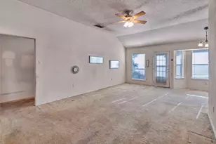 6700 Daffodil Ct, Fort Worth, TX 76137 - Photo 2