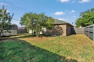 6700 Daffodil Ct, Fort Worth, TX 76137 - Photo 12