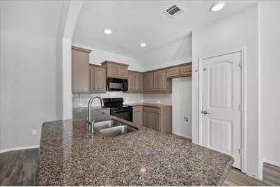 2120 Swenson Ranch Trail, Fort Worth, TX 76134 - Photo 4