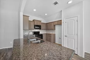 2120 Swenson Rnch Trl, Fort Worth, TX 76134 - Photo 4