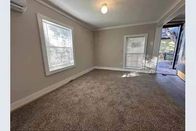 901 Davis Street, Grand Prairie, TX 75050 - Photo 16