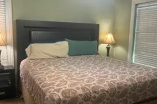 901 Davis St, Grand Prairie, TX 75050 - Photo 20