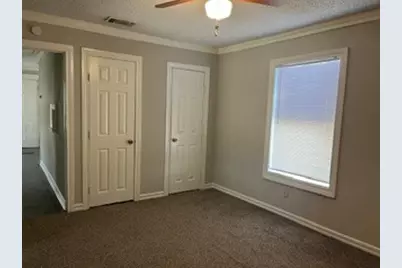 901 Davis Street, Grand Prairie, TX 75050 - Photo 6