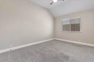 9328 Amistad Ln, Denton, TX 76226 - Photo 20