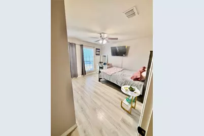 7028 Seton Hall Drive, Fort Worth, TX 76120 - Photo 14