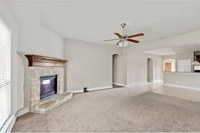 808 Kinghaven Drive, Little Elm, TX 75068 - Photo 10