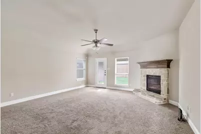 808 Kinghaven Drive, Little Elm, TX 75068 - Photo 8