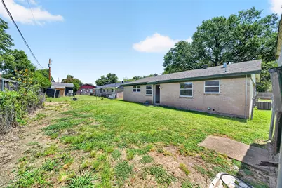 2461 Lisa Street, Grand Prairie, TX 75051 - Photo 18