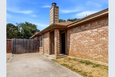 2709 London Court, Euless, TX 76039 - Photo 2