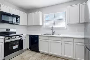 2709 London Ct, Euless, TX 76039 - Photo 6