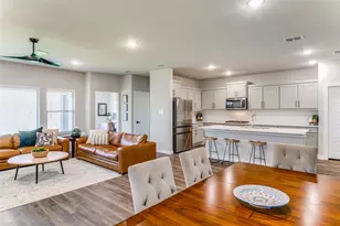 10661 Tonkala Dr, Fort Worth, TX 76179 - Photo 8