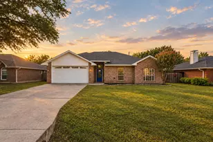 1810 Sharon Dr, Corinth, TX 76210 - Photo 1