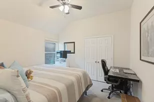 210 Ovaletta Dr, Justin, TX 76247 - Photo 18