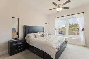 210 Ovaletta Dr, Justin, TX 76247 - Photo 14