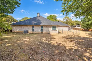 301 Morrison Ct, Euless, TX 76039 - Photo 34