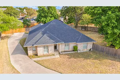 301 Morrison Court, Euless, TX 76039 - Photo 4