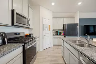 3215 Texas Trl, Aubrey, TX 76227 - Photo 6