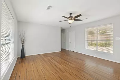 9005 Lanshire Drive, Dallas, TX 75238 - Photo 14