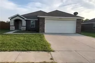 4208 Andrea Ln, Forest Hill, TX 76119 - Photo 1