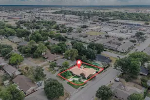 6400 Chapman Dr, Greenville, TX 75402 - Photo 2