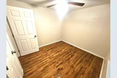 1921 W 10th Street, Dallas, TX 75208 - Photo 20