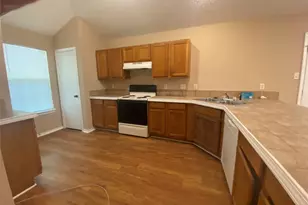 1307 Hortense Ave, Dallas, TX 75216 - Photo 4