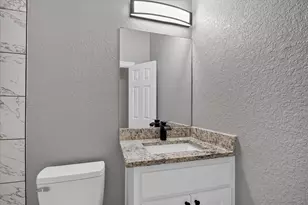 617 E Chambers St, Cleburne, TX 76031 - Photo 18