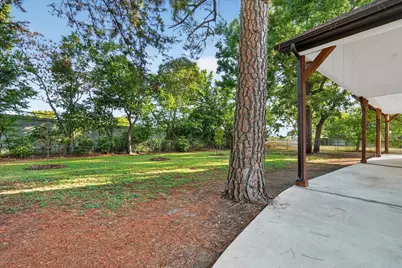617 E Chambers Street, Cleburne, TX 76031 - Photo 22