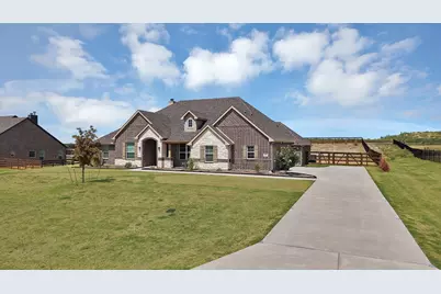 3608 Horseshoe Drive, Van Alstyne, TX 75495 - Photo 2