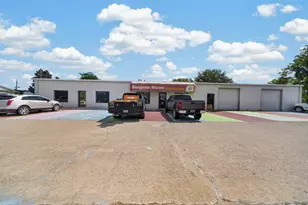 908 N Palestine St, Athens, TX 75751 - Photo 1