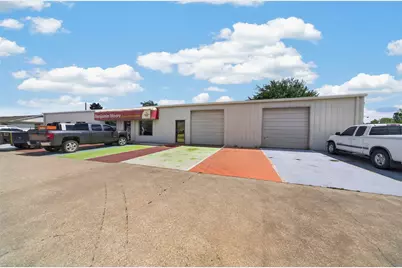 908 N Palestine Street, Athens, TX 75751 - Photo 2