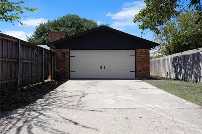 10414 Black Walnut Drive, Dallas, TX 75243 - Photo 14