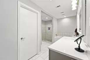 611 Westview Ave, Fort Worth, TX 76107 - Photo 18