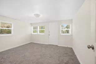 5728 Kilpatrick Ave, Fort Worth, TX 76107 - Photo 12