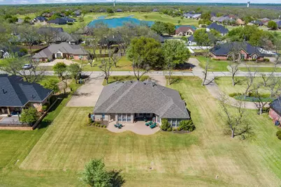 5609 Flagstick Drive, Granbury, TX 76049 - Photo 38