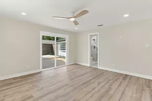 12308 Cedar Bend Dr, Dallas, TX 75244 - Photo 20