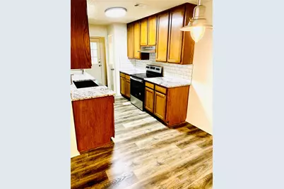 2305 Kingsford Court, Arlington, TX 76017 - Photo 4