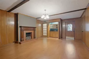 1605 Clear Point Dr, Garland, TX 75041 - Photo 12